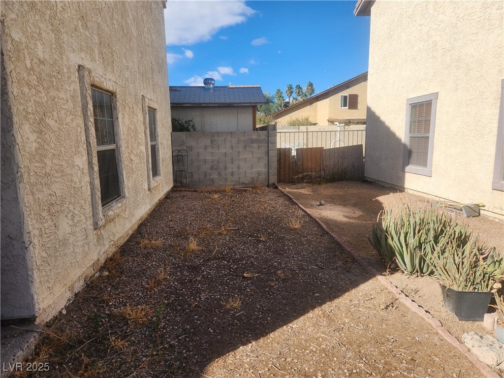 1487 Elaine Dr, Las Vegas, NV 89142 photo