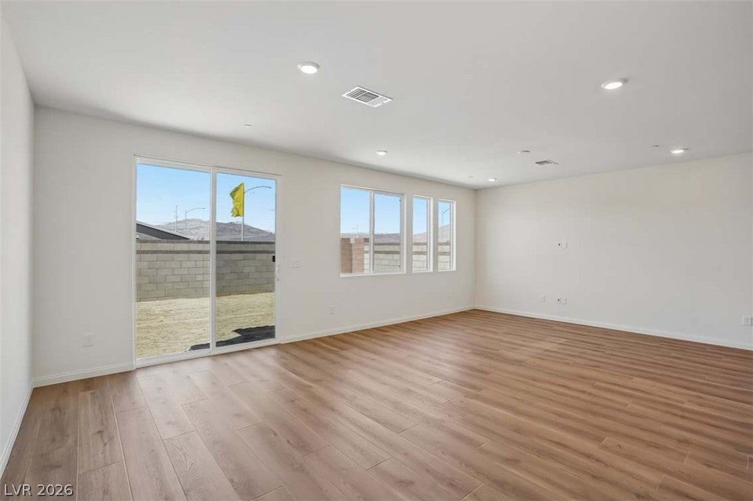10380 Arete Ave, Las Vegas, NV 89166 photo