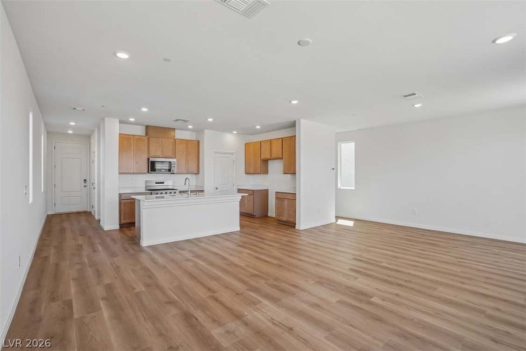 10380 Arete Ave, Las Vegas, NV 89166 photo