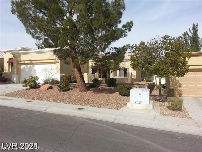 10404 Frostburg Ln, Las Vegas, NV 89134 photo