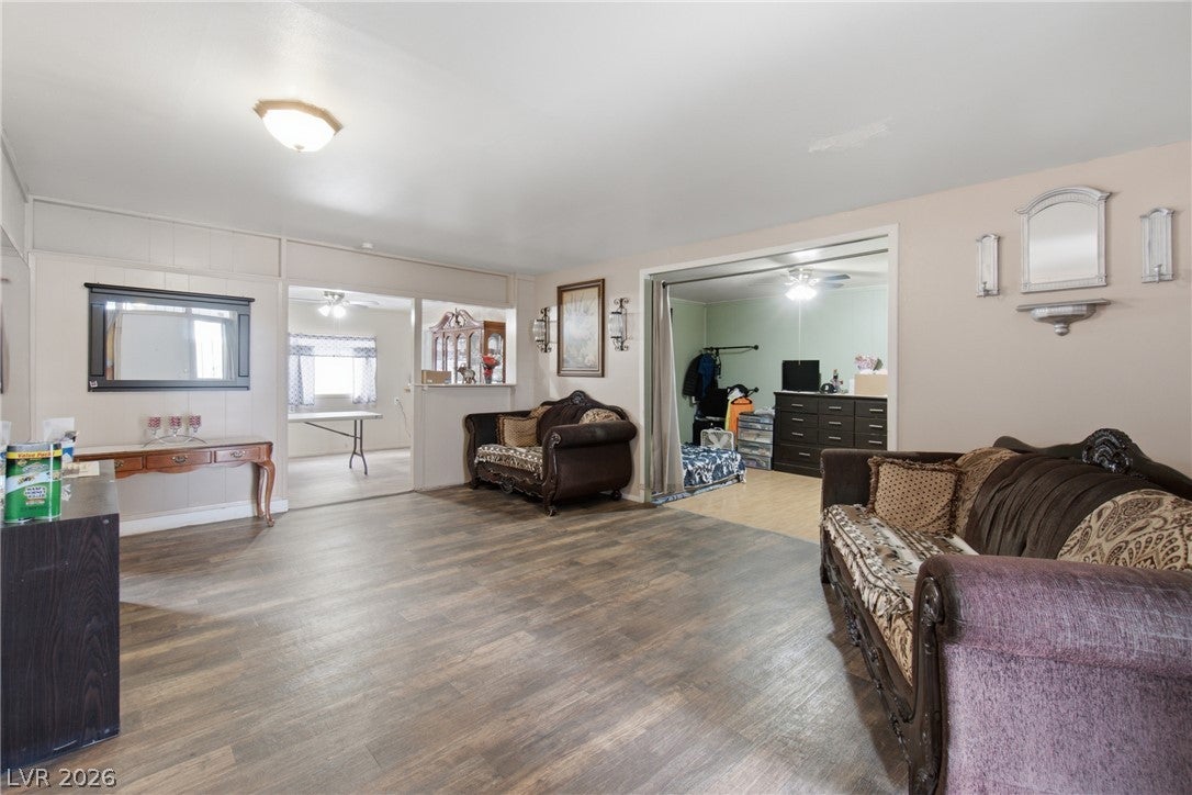 2740 Reynolds Ave, North Las Vegas, NV 89030 photo