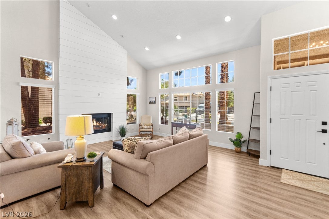 8336 Garnet Canyon Ln, Las Vegas, NV 89129 photo