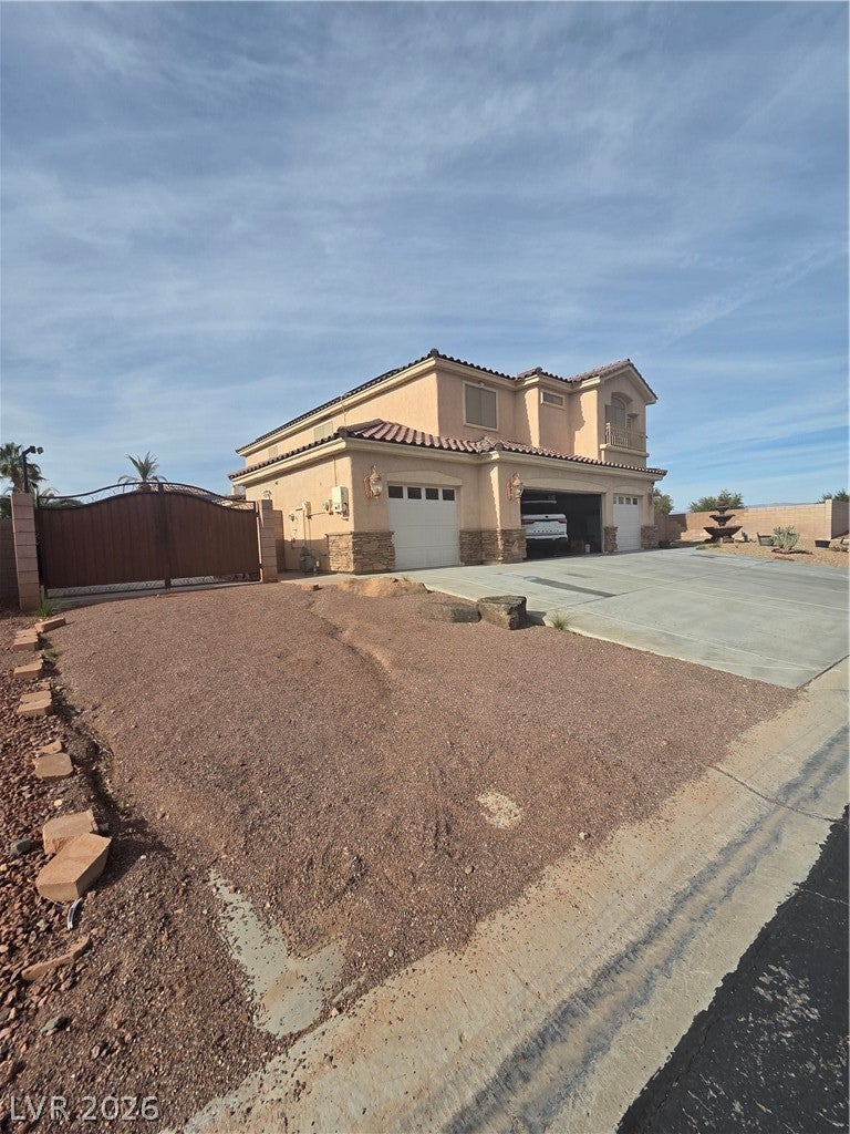 519 Sunrise Villa Dr, Las Vegas, NV 89110
