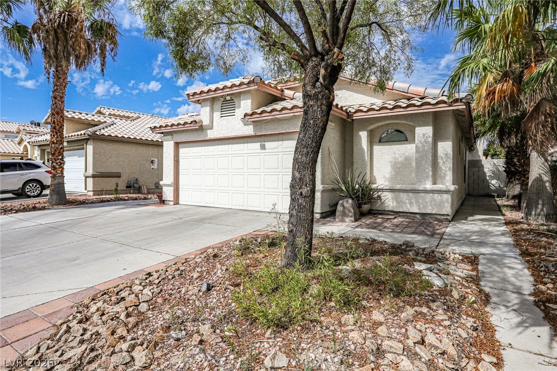 5519 Night Swim Ln, Las Vegas, NV 89113 photo