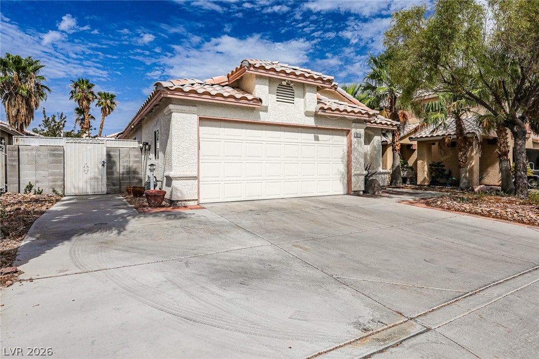 5519 Night Swim Ln, Las Vegas, NV 89113 photo