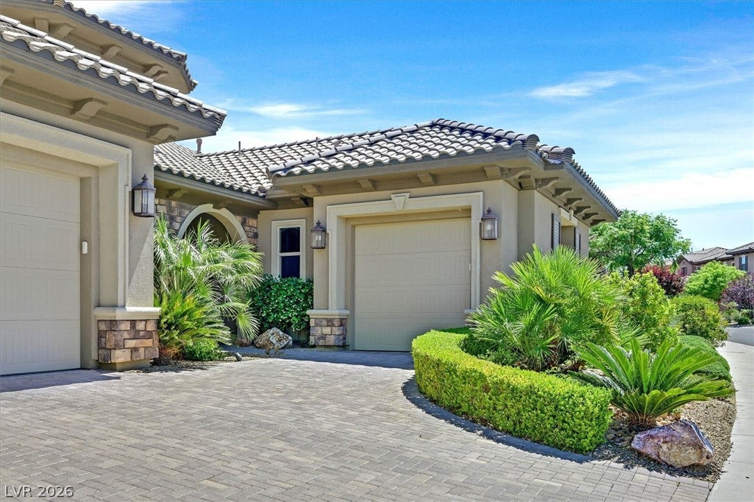 2896 Saint Roman St, Henderson, NV 89044 photo