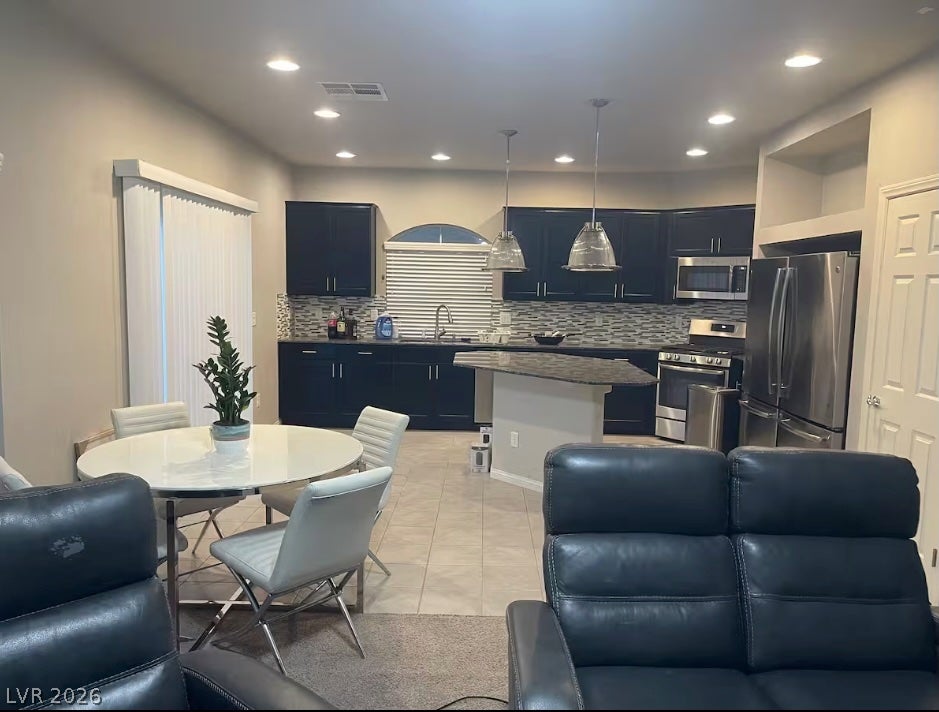 7066 S Bronco St, Las Vegas, NV 89118 photo