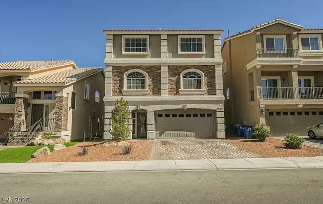 7066 S Bronco St, Las Vegas, NV 89118 photo
