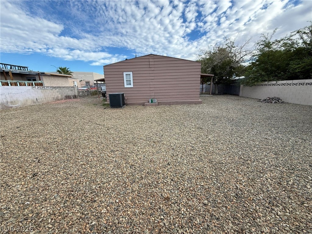 4395 Amargosa Way, Las Vegas, NV 89115 photo