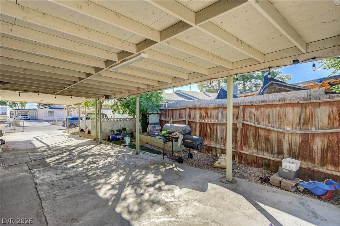 2124 Kenneth Rd, North Las Vegas, NV 89030 photo