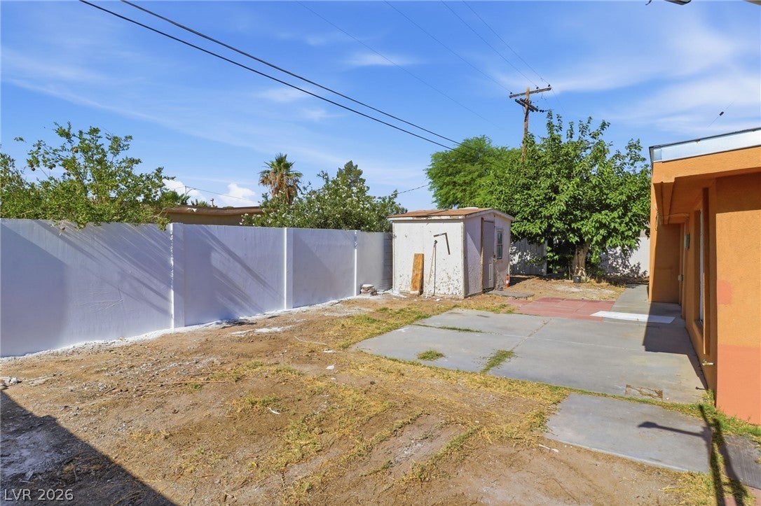 2843 Flower Ave, North Las Vegas, NV 89030 photo