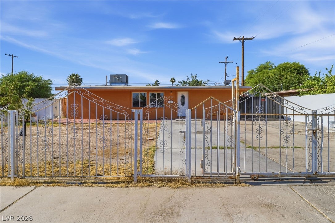 2843 Flower Ave, North Las Vegas, NV 89030