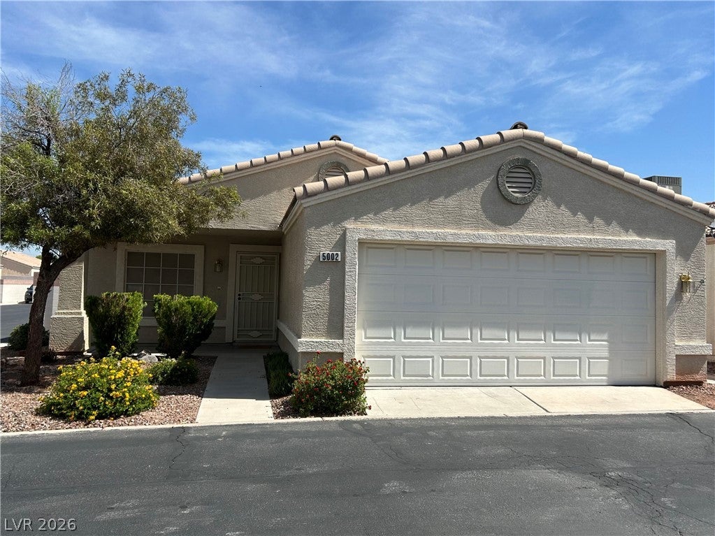 5002 Mascaro Dr, Las Vegas, NV 89122