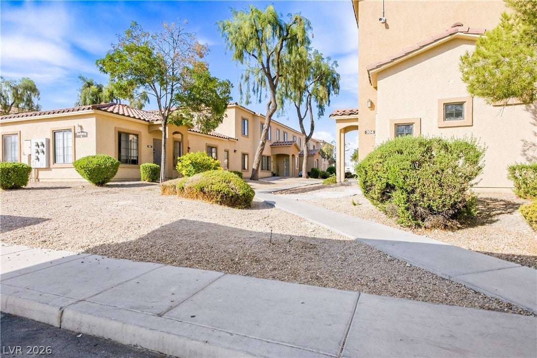 2151 Hussium Hills St, Las Vegas, NV 89108