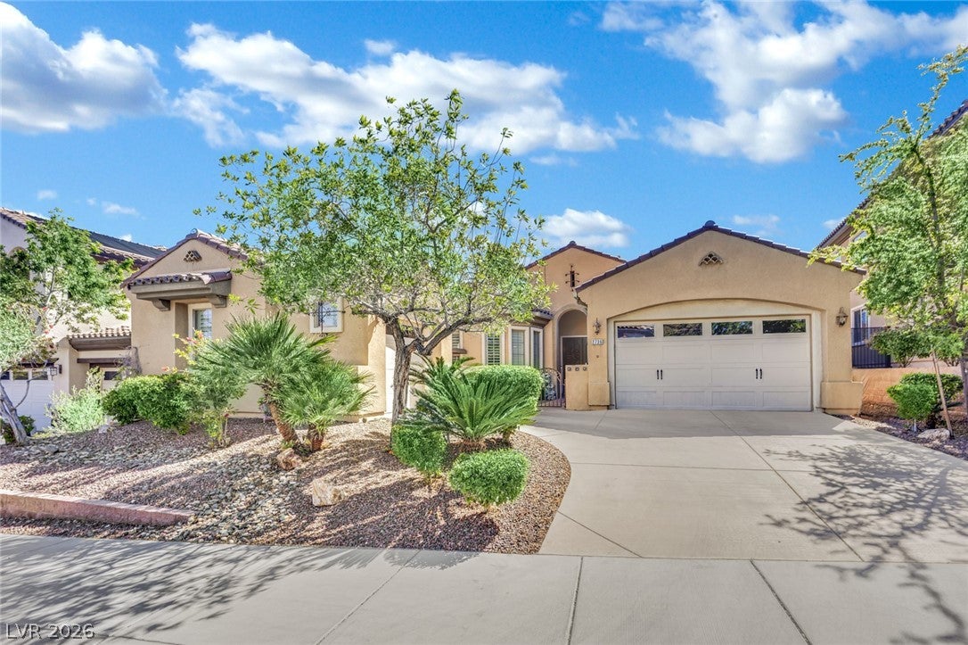 2736 Liberation Dr, Henderson, NV 89044 photo
