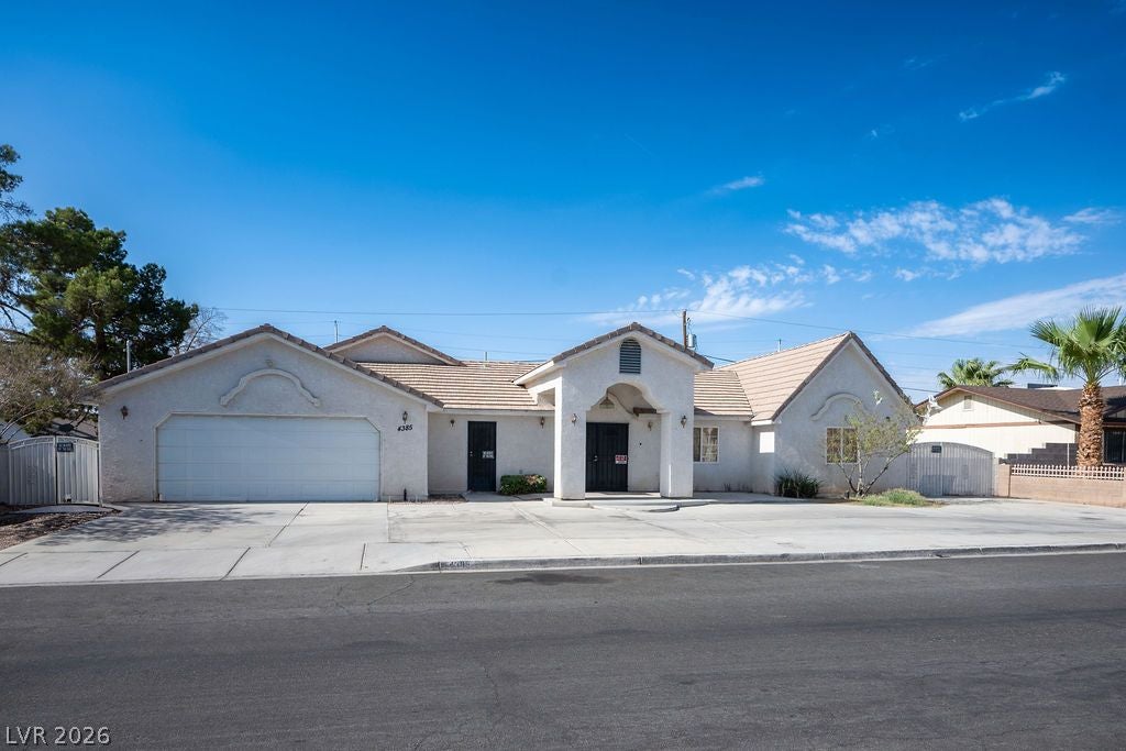 4385 Welter Ave, Las Vegas, NV 89104