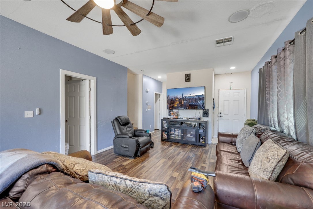 3715 Kit Fox St, Las Vegas, NV 89122 photo
