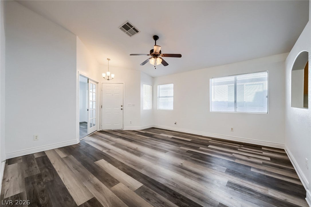 7124 Overhill Ave, Las Vegas, NV 89129 photo