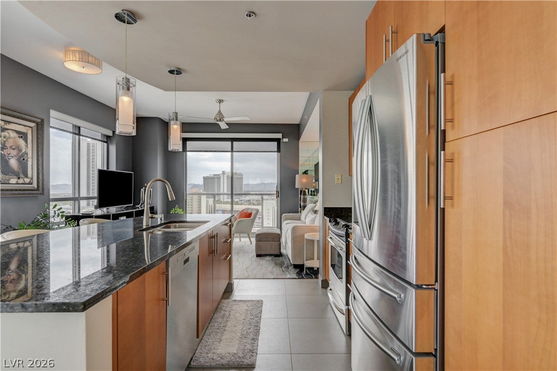 200 W Sahara Ave #1508, Las Vegas, NV 89102 photo
