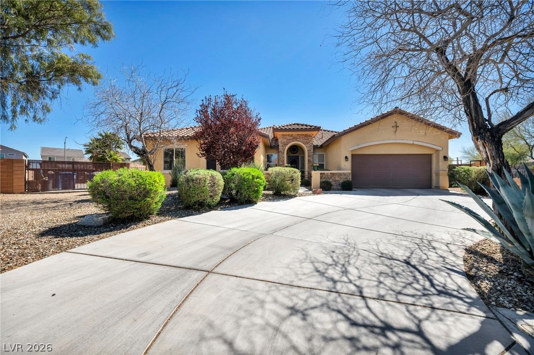 10372 Hawks Wing St, Las Vegas, NV 89178 photo