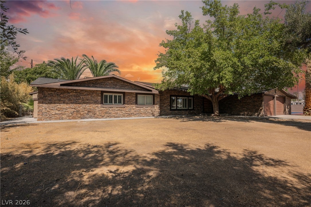 1779 Sycamore Trl, Las Vegas, NV 89108 photo