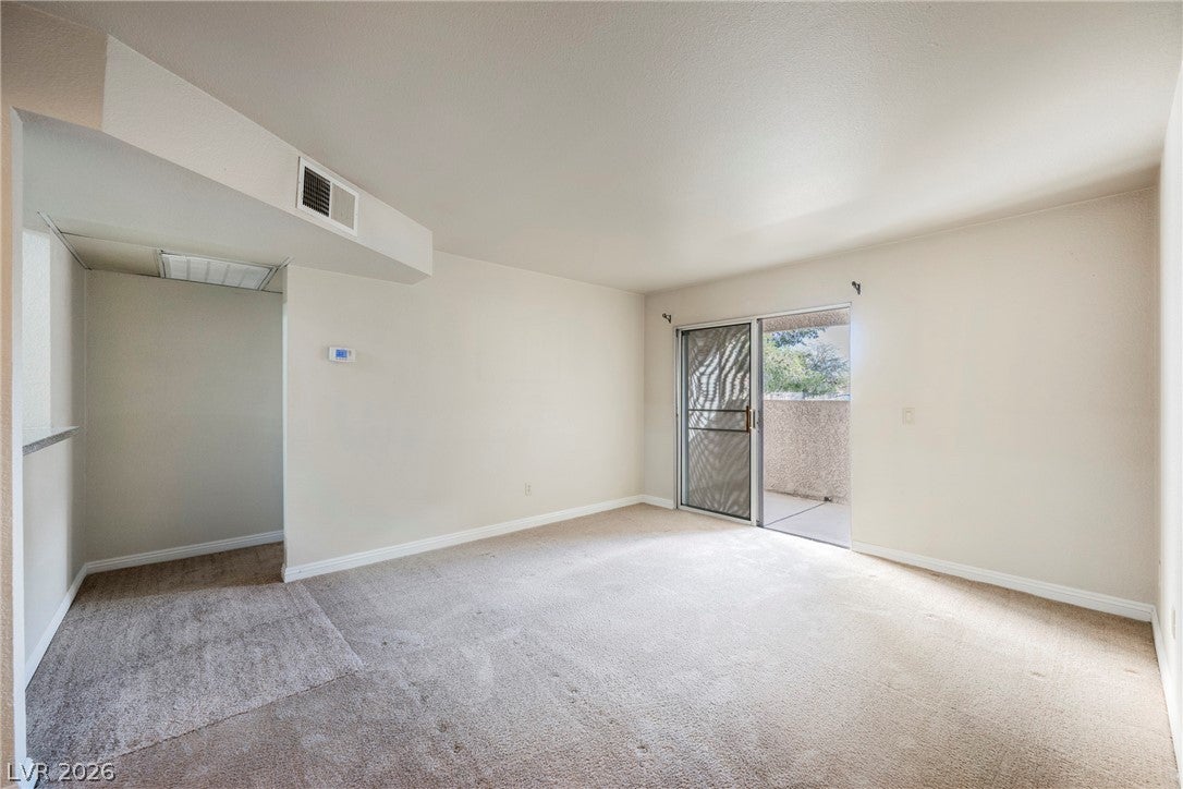 2606 S Durango Dr #152, Las Vegas, NV 89117 photo