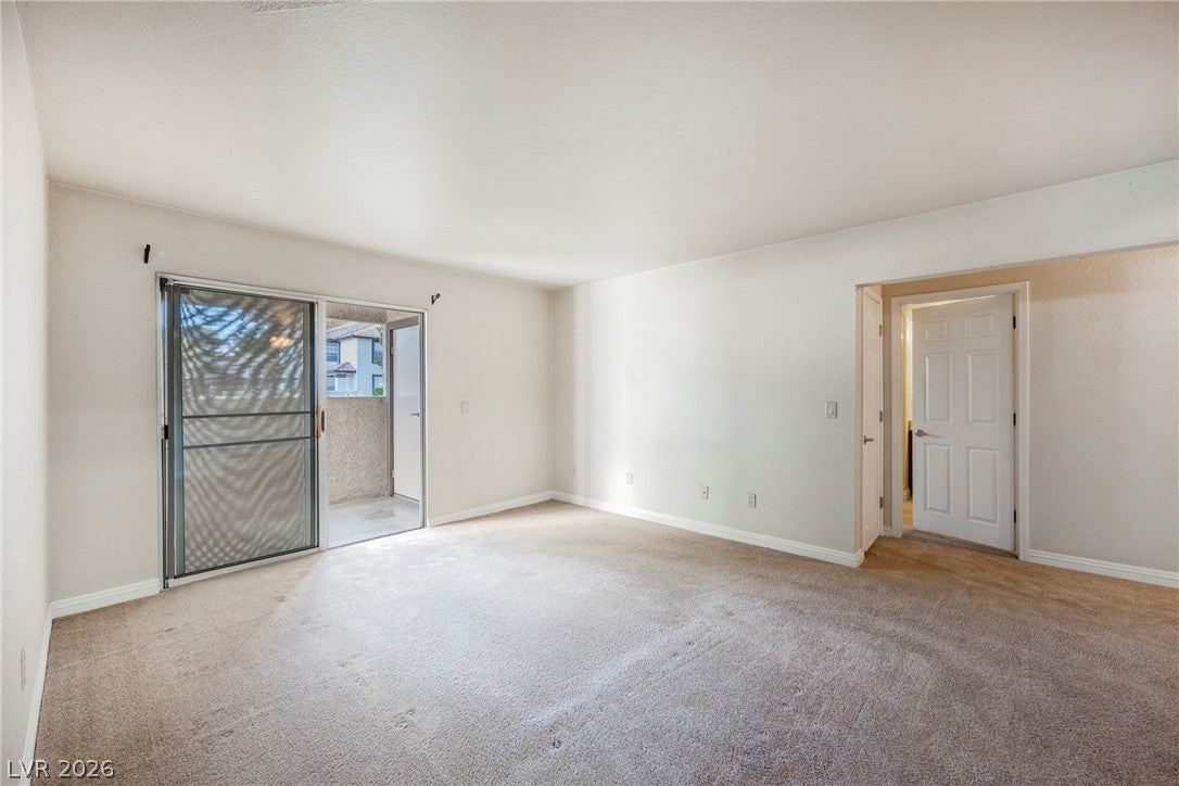 2606 S Durango Dr #152, Las Vegas, NV 89117 photo