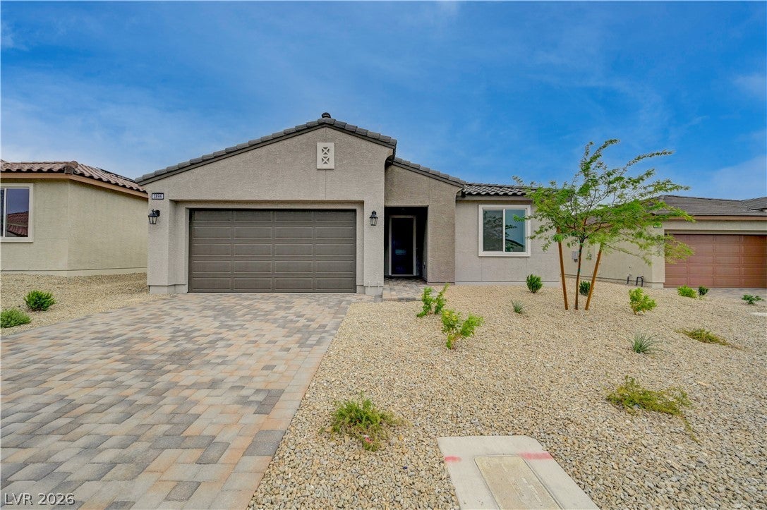 3896 Blooming Orange Ave, Las Vegas, NV 89141