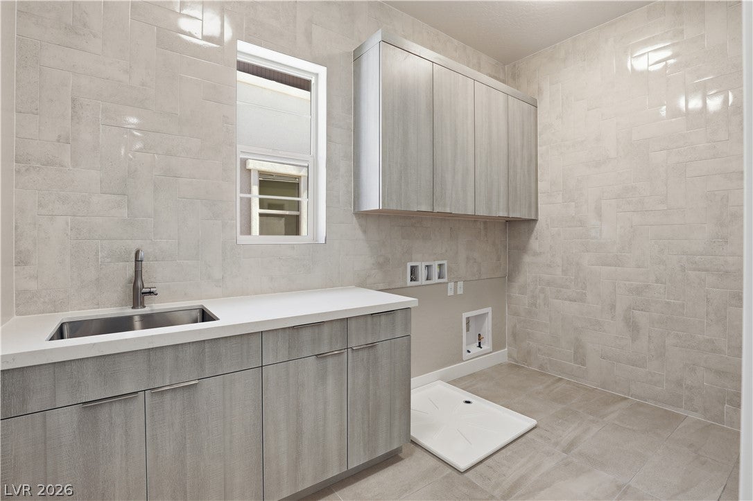 97 Vernalis Ave, Las Vegas, NV 89138 photo