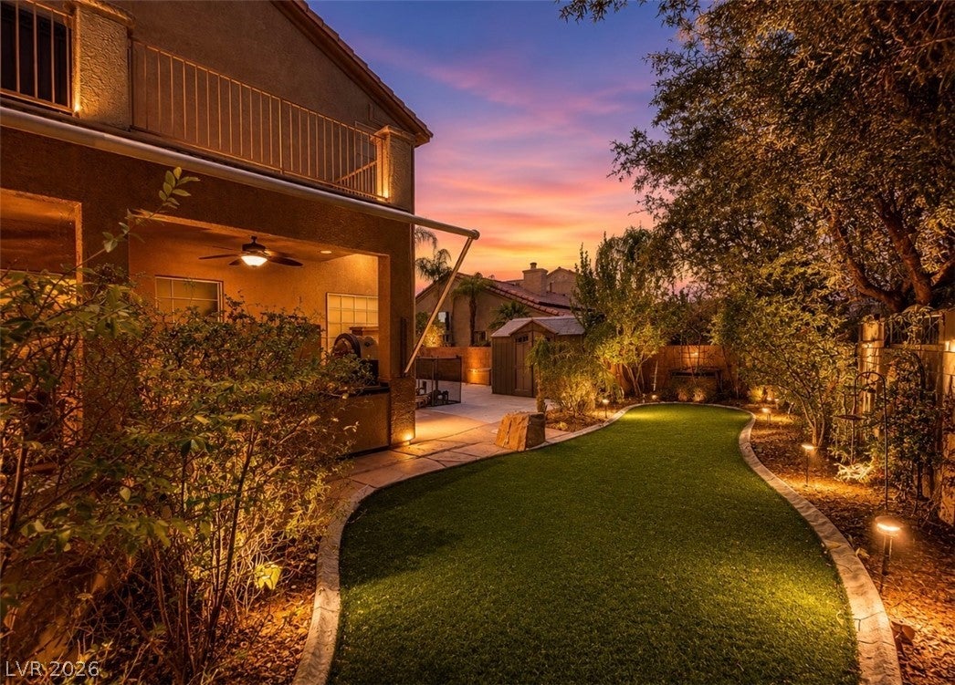 7470 Laughing Brook Ct, Las Vegas, NV 89131 photo