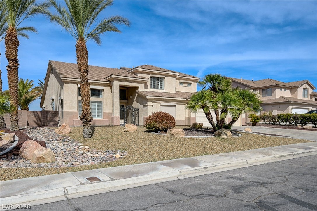 971 Temple View Dr, Las Vegas, NV 89110 photo