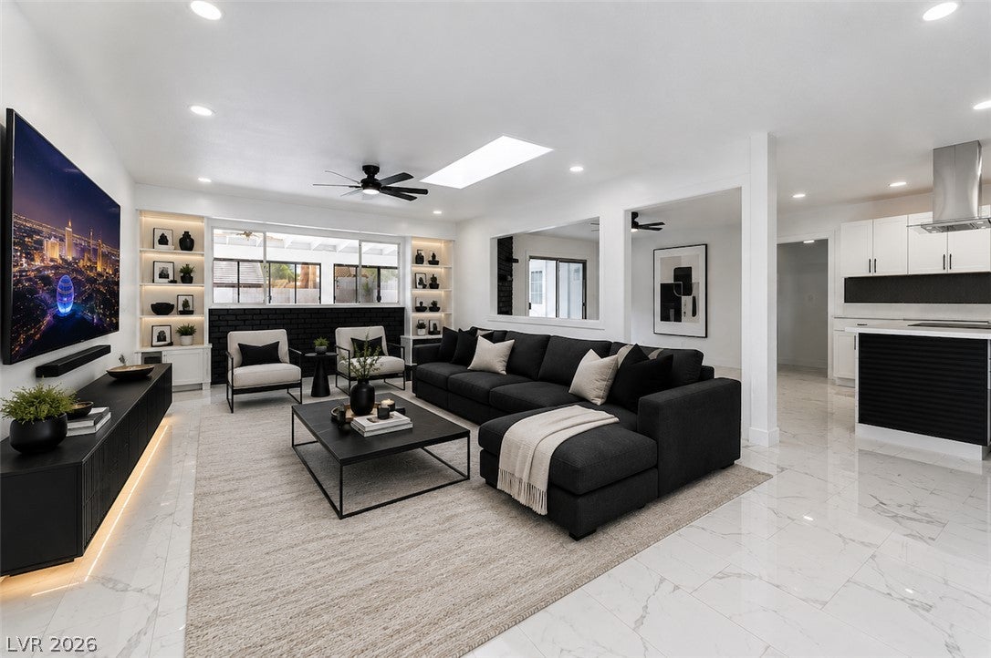 1935 Gabriel Dr, Las Vegas, NV 89119 photo