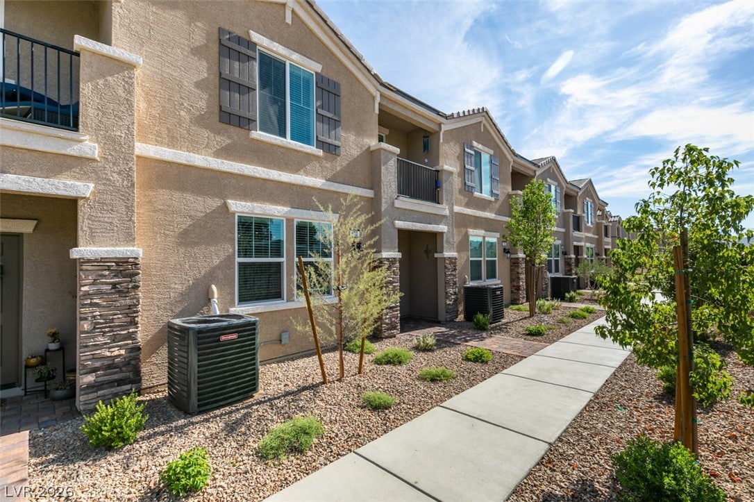 602 Bellus Pl, Henderson, NV 89015 photo