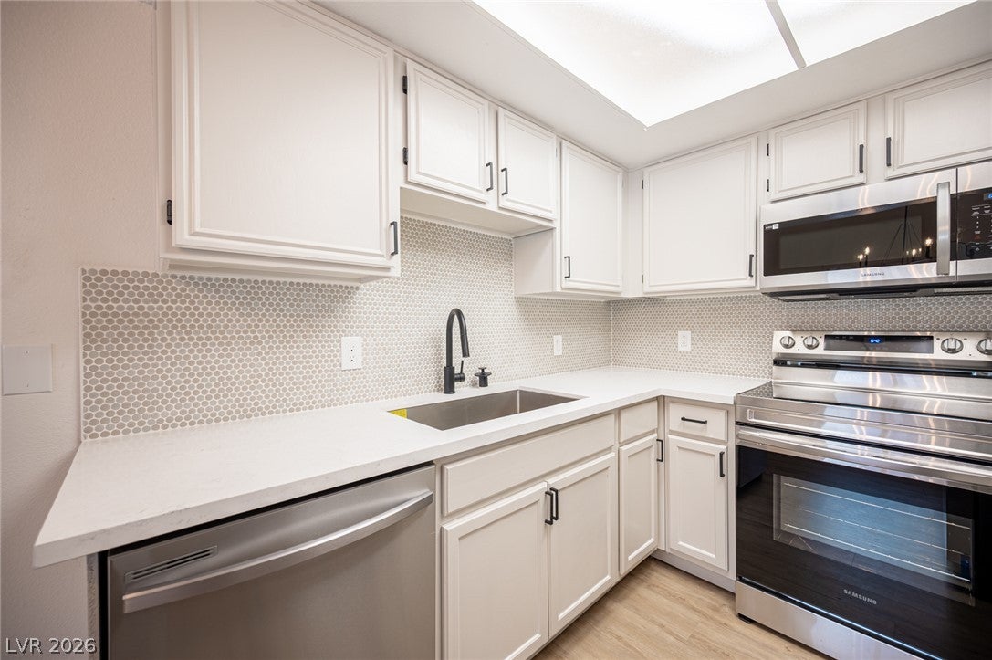 5355 Rod Ct #104, Las Vegas, NV 89122 photo