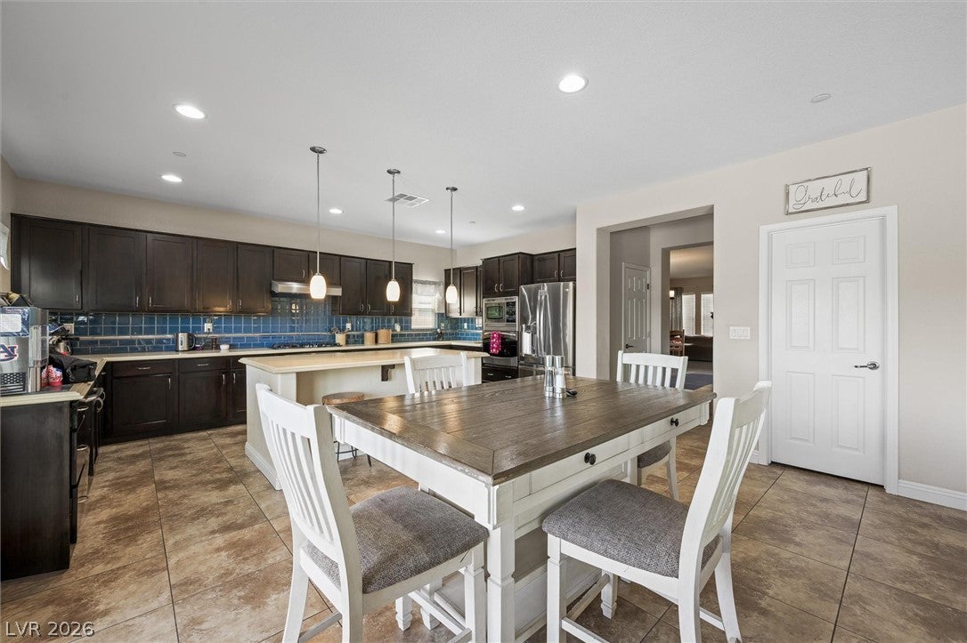 2984 Queen Lake Ct, Henderson, NV 89052 photo