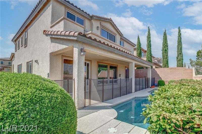 612 El Loro St, Las Vegas, NV 89138 photo