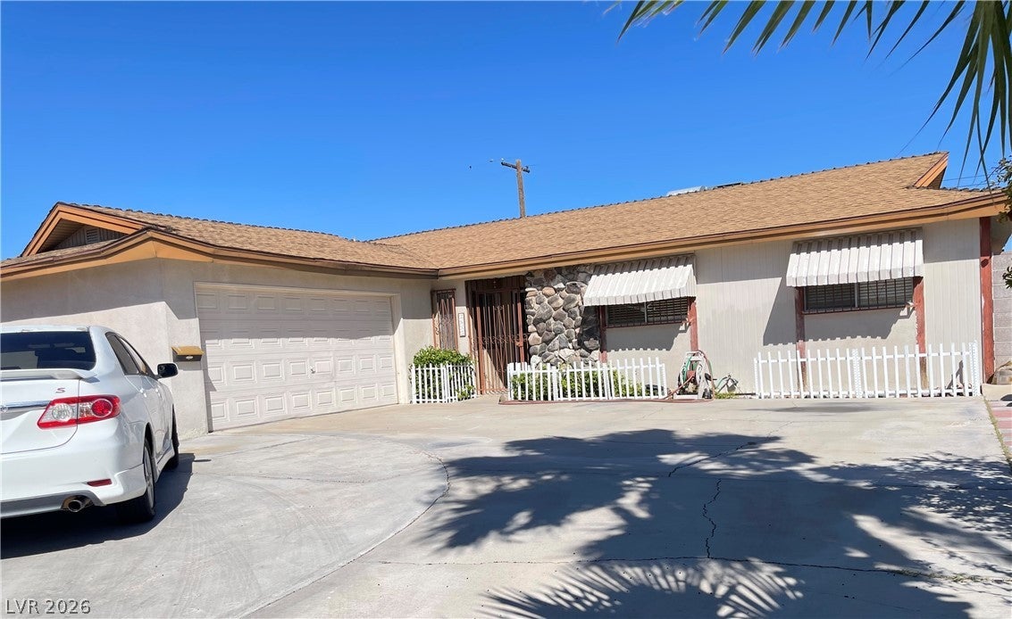2613 Arenas St, Las Vegas, NV 89102