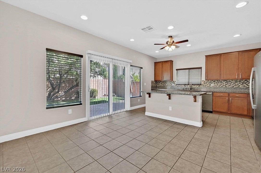 10656 Snow Lake St, Las Vegas, NV 89179 photo