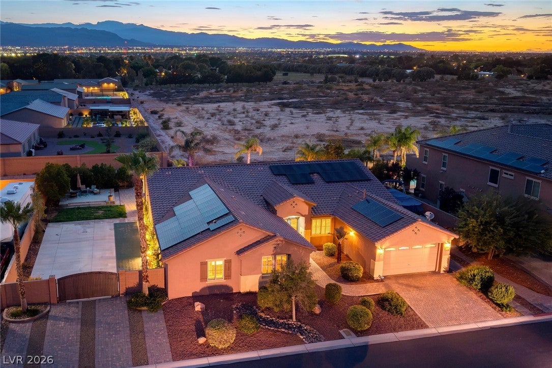 7347 Peace Rose St, Las Vegas, NV 89131 photo