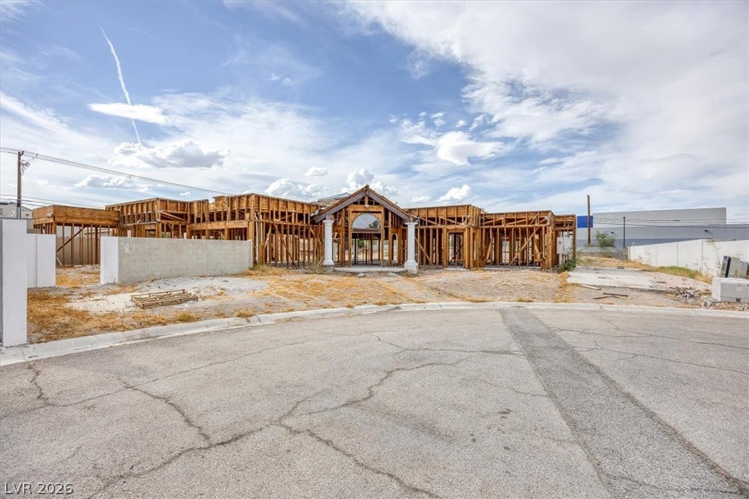 1495 Red Rock St, Las Vegas, NV 89146 photo