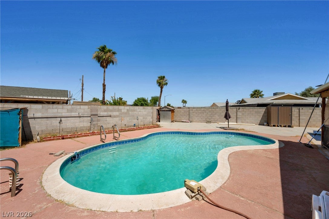 4792 Rita Dr, Las Vegas, NV 89121 photo