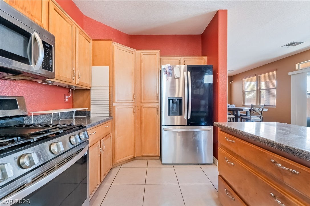 5057 Caprock Canyon Ave, Las Vegas, NV 89139 photo