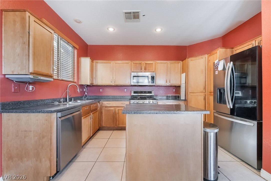 5057 Caprock Canyon Ave, Las Vegas, NV 89139 photo
