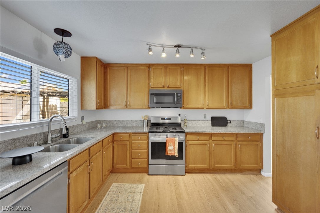 8283 Hidden Hills Dr, Las Vegas, NV 89123 photo