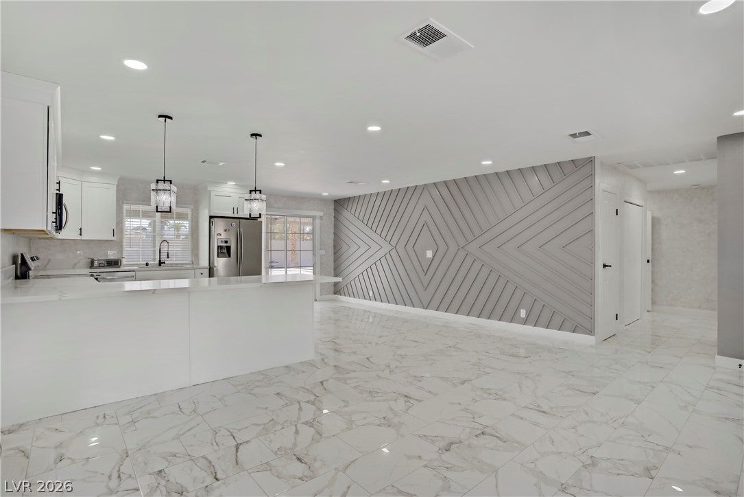 4490 W Warm Spring Rd, Las Vegas, NV 89118 photo