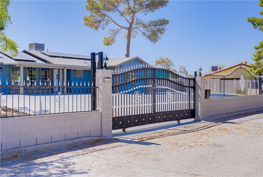 4490 W Warm Spring Rd, Las Vegas, NV 89118 photo
