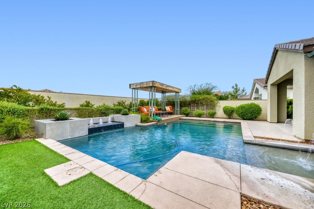 8450 Great Outdoors St, Las Vegas, NV 89166 photo