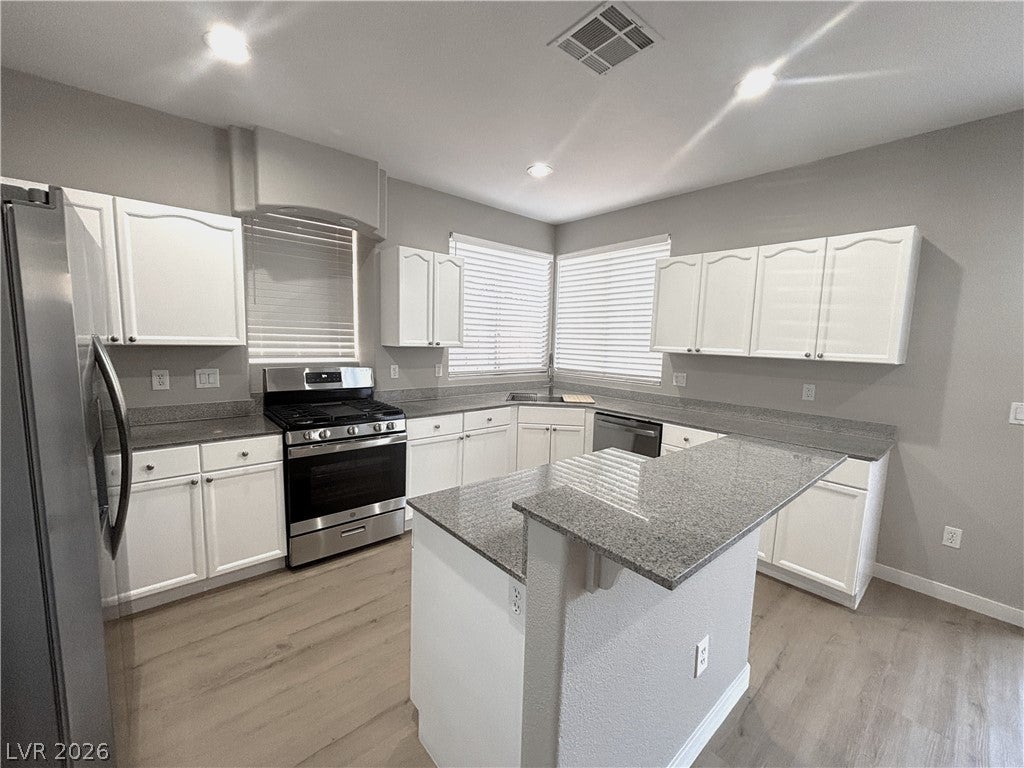 6811 Rose Mallow St, Las Vegas, NV 89148