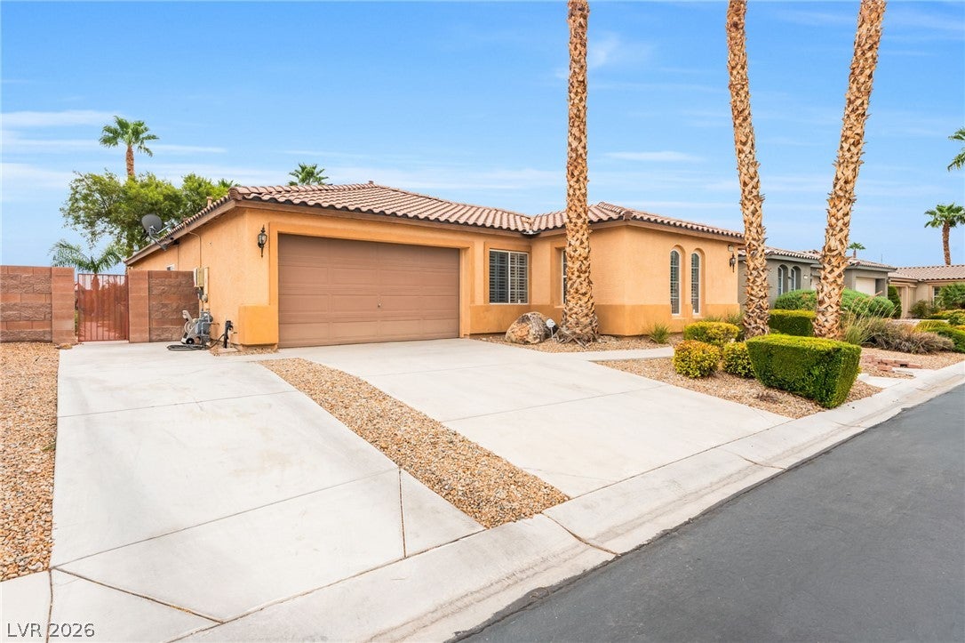 6450 Hughes Spring Dr, Las Vegas, NV 89131 photo