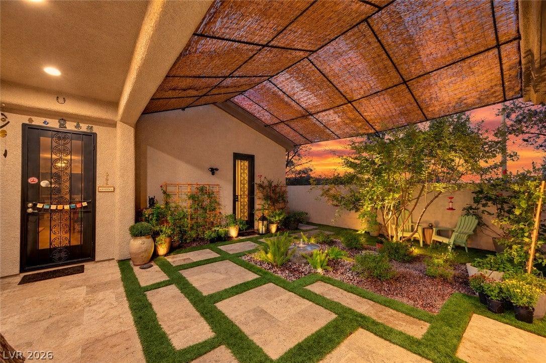 253 Goldstar St, Henderson, NV 89012 photo